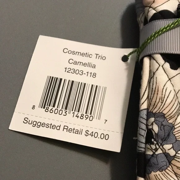 Vera Bradley retired print - Picture 2 of 8